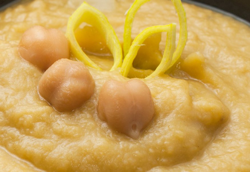 Chickpea and potato cream soup