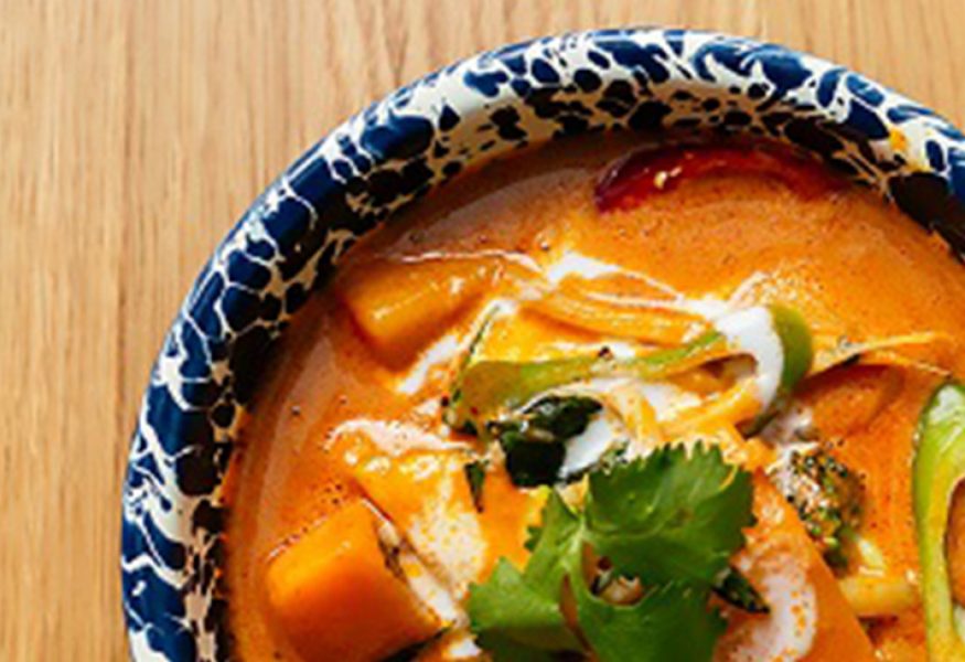 Curry rosso con zucca butternut (gaeng fukthong)