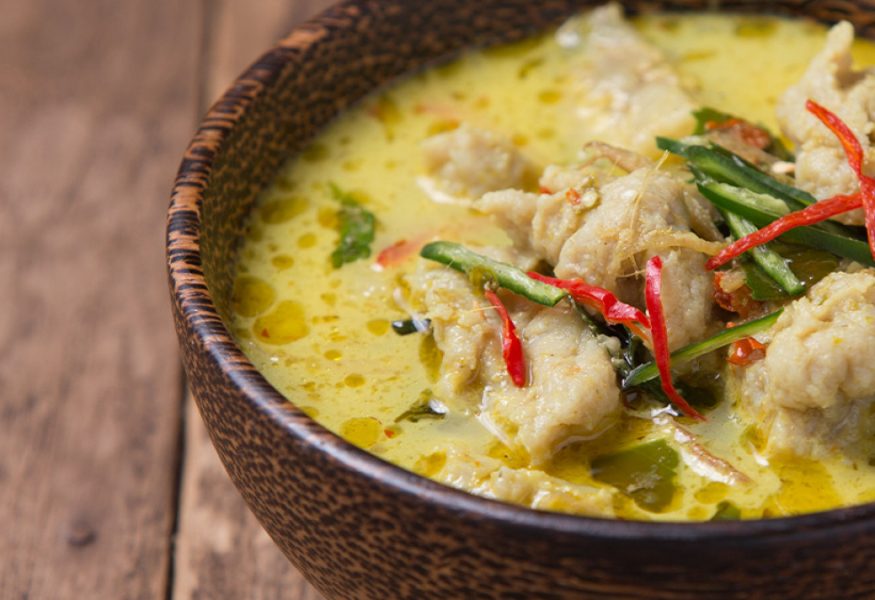 Curry verde thai con pollo