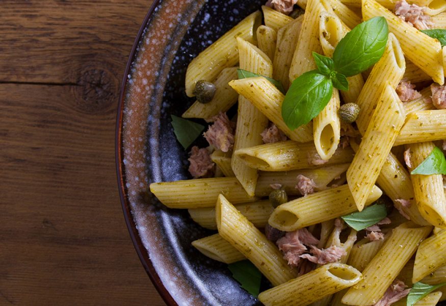 Mezze penne pasta with mackerel and aromatic herbs
